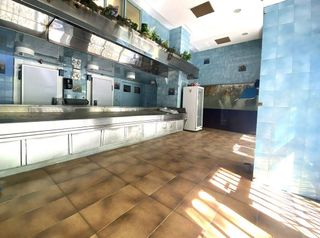 Local comercial en venta en Ermitagaña - Mendebaldea en Pamplona