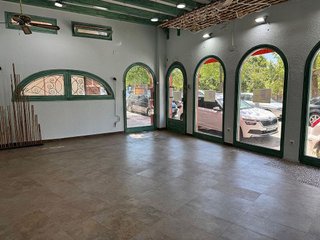 Local comercial en alquiler en Centre en Roses