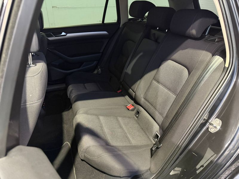 Volkswagen Passat VARIANT R-Line 2.0 TDI 6V 2019, foto 19