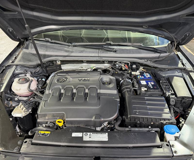 Volkswagen Passat VARIANT R-Line 2.0 TDI 6V 2019, foto 38