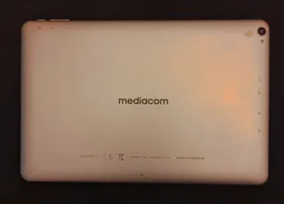 Tablet Mediacom SmartPad iyo 10 3G