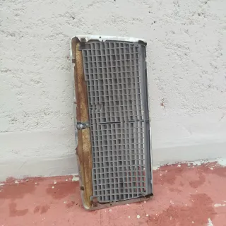 Calandra Mercedes  Cromada