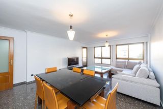 Piso en alquiler en Ensanche - Diputación en Alicante