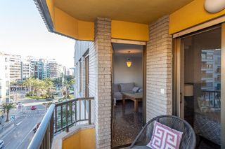 Piso en alquiler en Ensanche - Diputación en Alicante