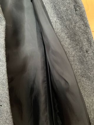 Elegante abrigo lana gris
