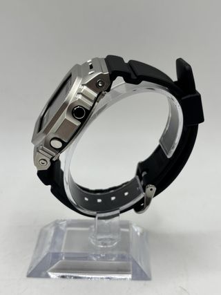 RELOJ CASIO GM-5600M CON CAJA