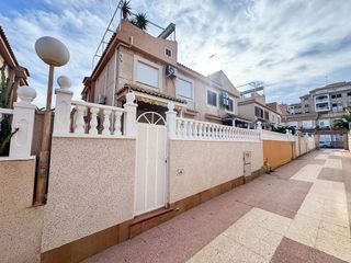 Casa pareada en venta en Torrelamata - La Mata en Torrevieja