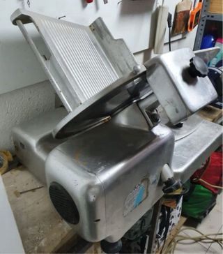 CORTA FIAMBRES PROFESIONAL CHARCUTERIA LONCHEADORA