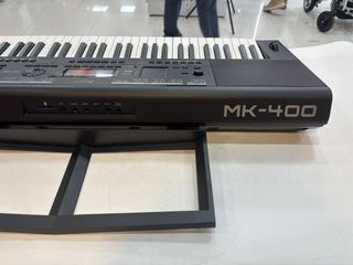 TECLADO STARTONE  MK-400 CON TRANSFORMADOR