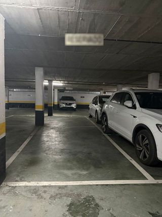 Garaje en venta en San Juan en Pamplona