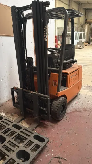 Carretilla elevadora STILL R 50-15