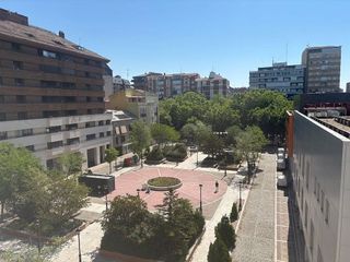 Piso en venta en Pº Zorrilla - Cuatro de Marzo en Valladolid