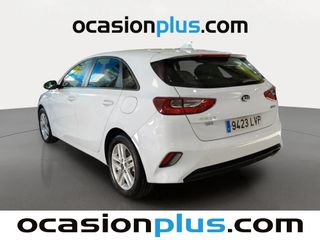 Kia Ceed 1.6 MHEV iMT Concept 100 kW (136 CV)