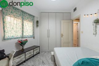 Piso en venta en Cervantes en Granada