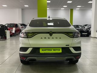 Renault Arkana Esprit Alpine 1.6 E-Tech 145CV Auto