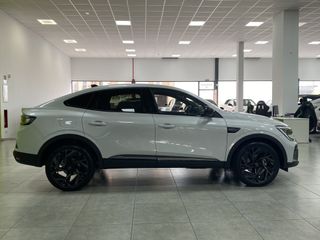 Renault Arkana Esprit Alpine 1.6 E-Tech 145CV Auto