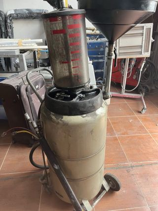 Chupona de aceite para taller