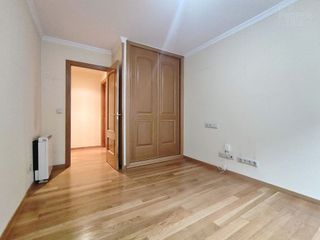 Piso en alquiler en Ensanche - Sar en Santiago de Compostela