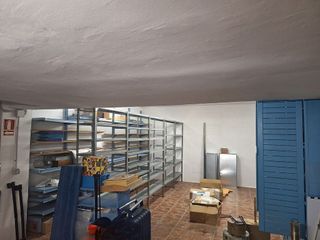 Local comercial en alquiler en Los Jardines de Marbella - La Ermita en Marbella