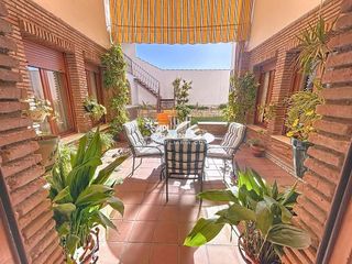 Chalet en venta en Lucena