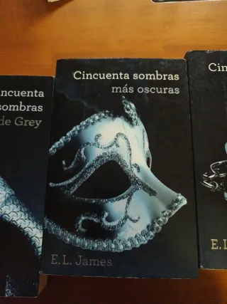 CINCUENTA SOMBRAS DE GREY