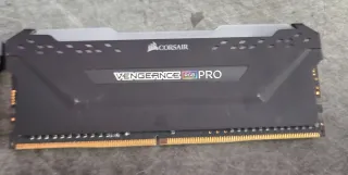 Corsair Vengeance PRO RGB DDR4 16GB