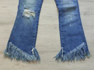 Pantalón vaquero mujer desgastado