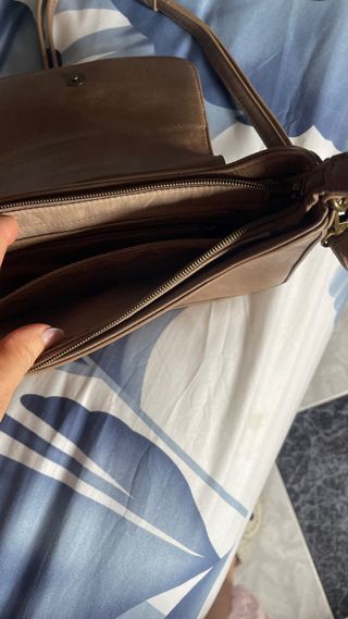 Bolso Pepe Jeans marrón y dorado