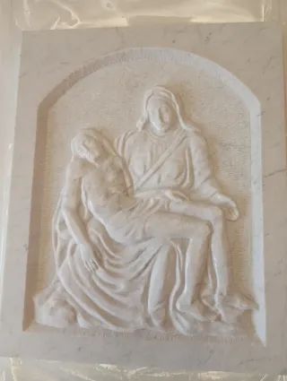 Bassorilievo in marmo di Carrara