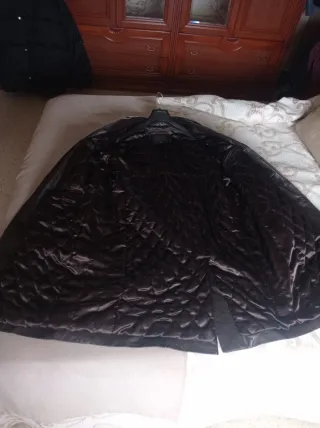 Abrigo Piel Hombre Forro Acolchado Talla 52.