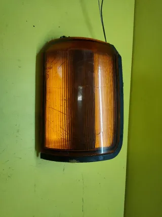 INTERMITENTE DELANTERO DERECHO NISSAN TRADE