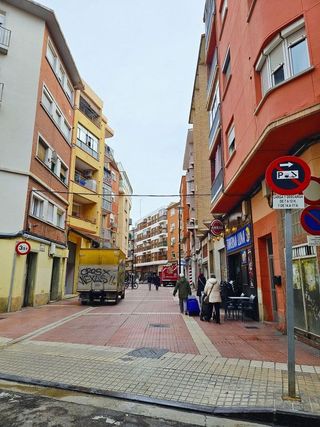 Garaje en venta en Delicias en Zaragoza