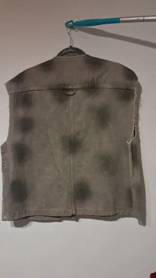 Chaleco Zara Talla L. A estrenar