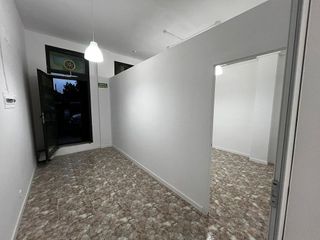 Local comercial en alquiler en Montigalà -Sant Crist en Badalona