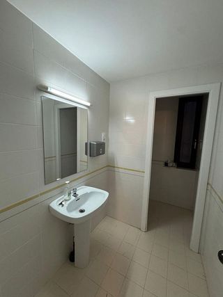 Local comercial en alquiler en Centre en Badalona