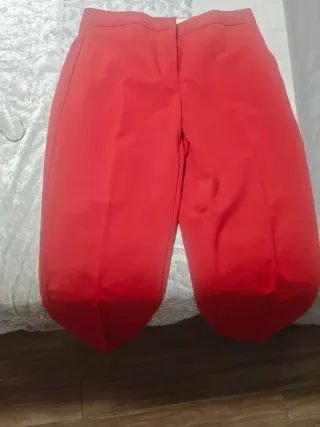 Traje Zara Rojo