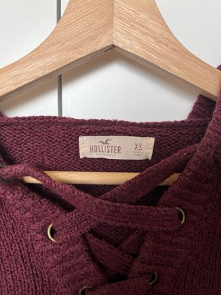Jersey Hollister burdeos talla XS