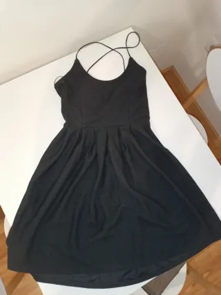 Vestido negro El Corte Inglés event collection