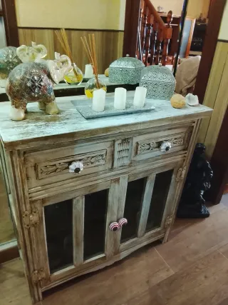 Mueble vintage madera y cristal