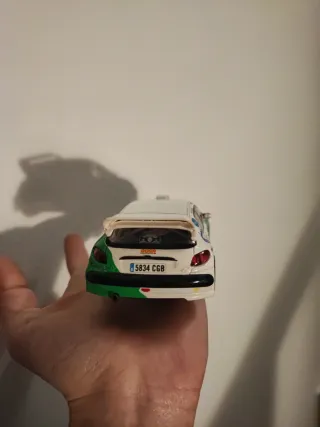 Coche Scalextric Peugeot 206 WRC