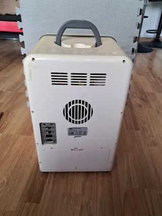 Nevera pequeña HERU