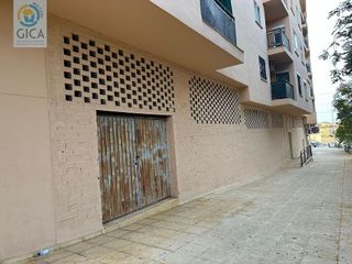 Local comercial en venta en La Granja-La Colina-Los Pastores en Algeciras