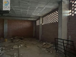 Local comercial en venta en La Granja-La Colina-Los Pastores en Algeciras