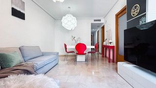 Piso en venta en Mercado en Alicante