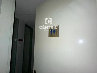 Nave industrial en alquiler en Segle XX en Terrassa