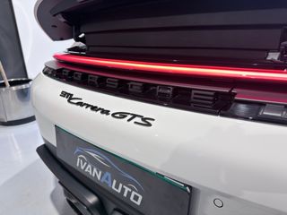 Porsche 911 (992.2) GTS T-Hybrid Cabrio 540 CV