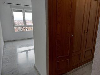 Piso en alquiler en Fontanal - San Carlos - San José en Sevilla