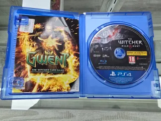 The Witcher 3 Wild Hunt PS4 + Expansiones