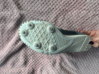 Zapatillas clavos Adidas atletismo básicas