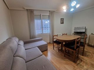 Piso en alquiler en Universidad en Ourense